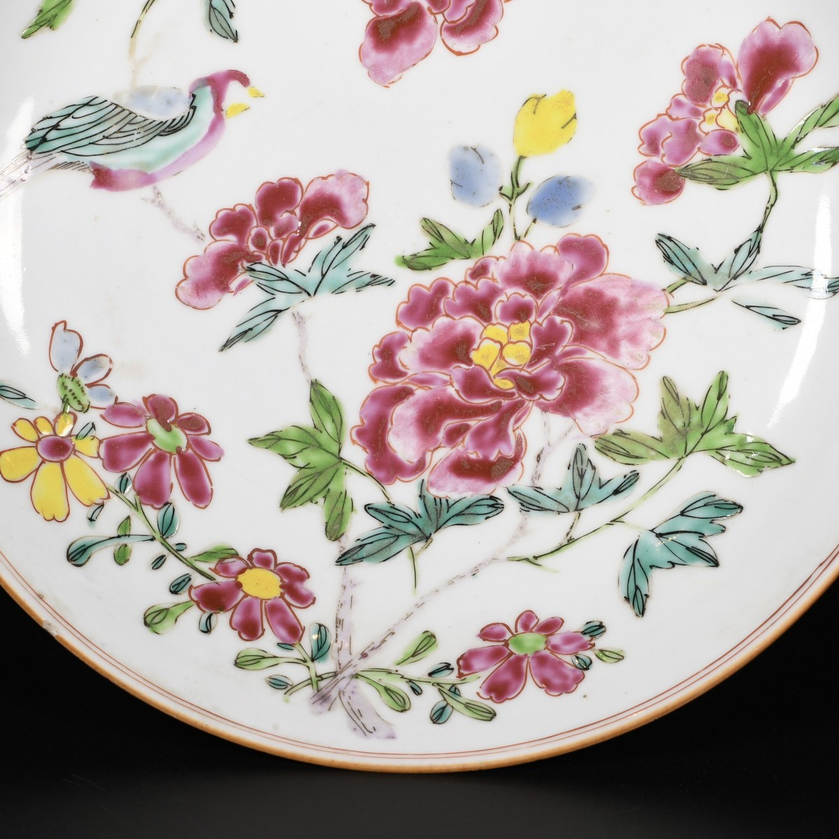 A Famille Rose And Capucin Saucer Decorated With Bird And Peonies - China, 18th Qianlong Period-photo-1