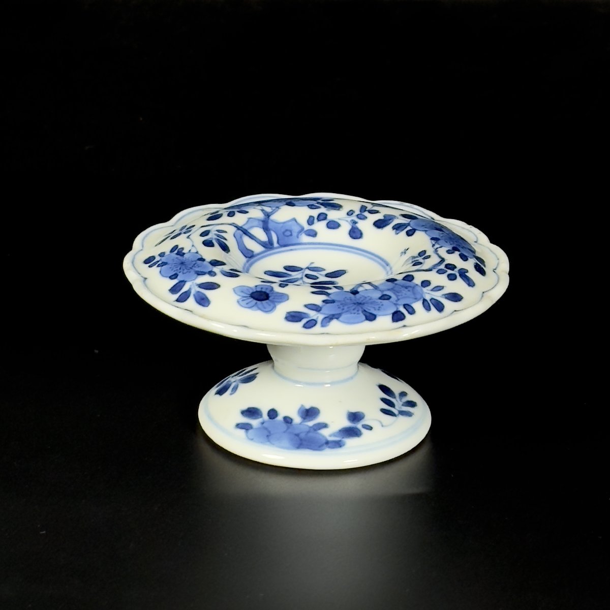 A. Blue And White Porcelain Salt Cellar - China, 18th Century, Kangxi Period-photo-2