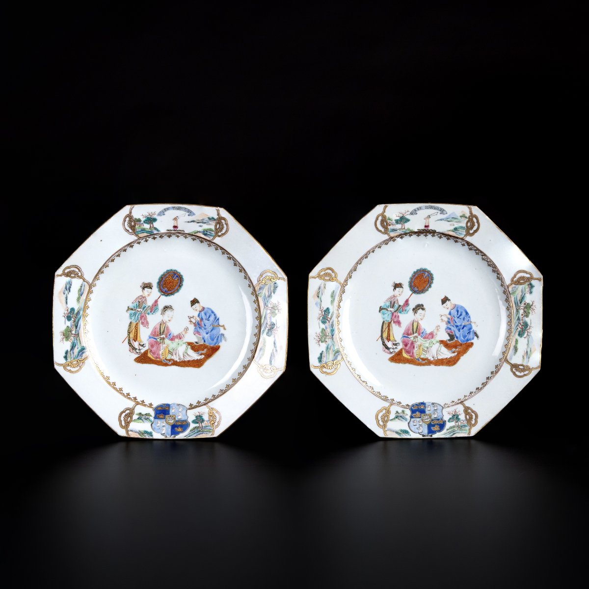 Paire d'assiettes aux armes Gordon/Forbes - Chine XVIIIe Période Qianlong