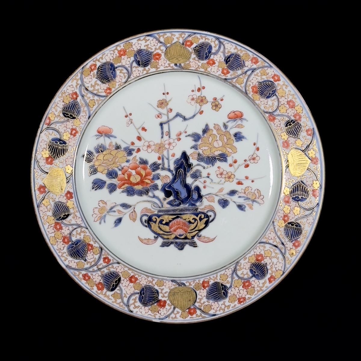 An Imari Kinrande Dish With A Vase Of Flowers, Augustus The Strong – Japan, 18th, Edo Period