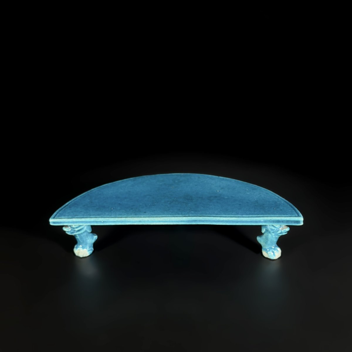 A Biscuit Turquoise Stand-photo-2