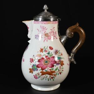 Large Ewer With Famille Rose Enamels - China 18th Qianlong Period