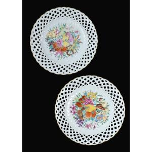 A Set Of Famille Rose Reticulated Abondance Plates - China 18th, Qianlong Period