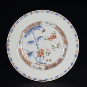 An Incised Famille Verte And Underglaze Blue Plate - China, 18th, Kangxi Period