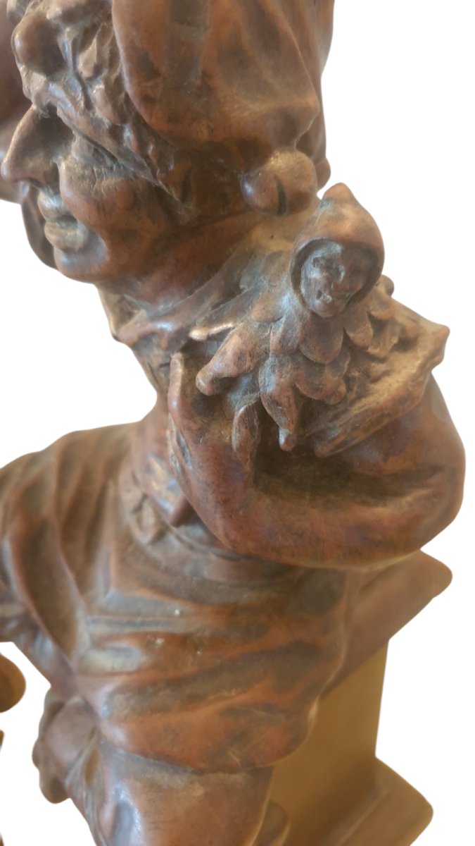 Paire De Piedestales En Noyer Sculpté Le Fou Du Roi Bouffon Sculpture   En Bois De Noyer Dans U-photo-3