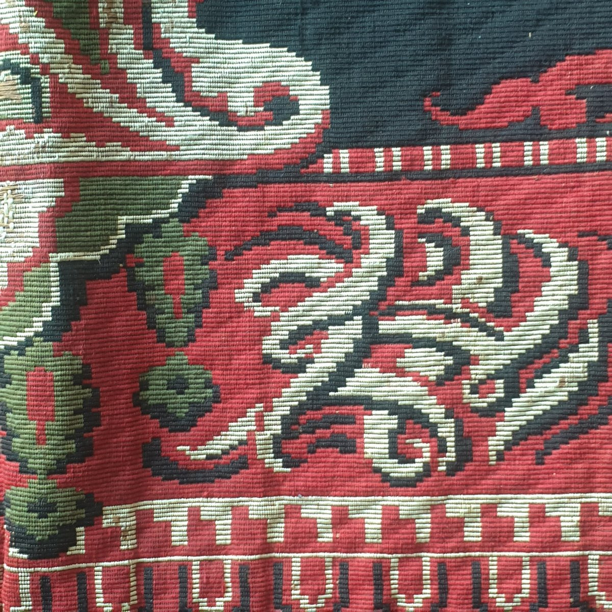 Tapisserie de table Napoléon III 170 cm X 130 cm hors franges -photo-5