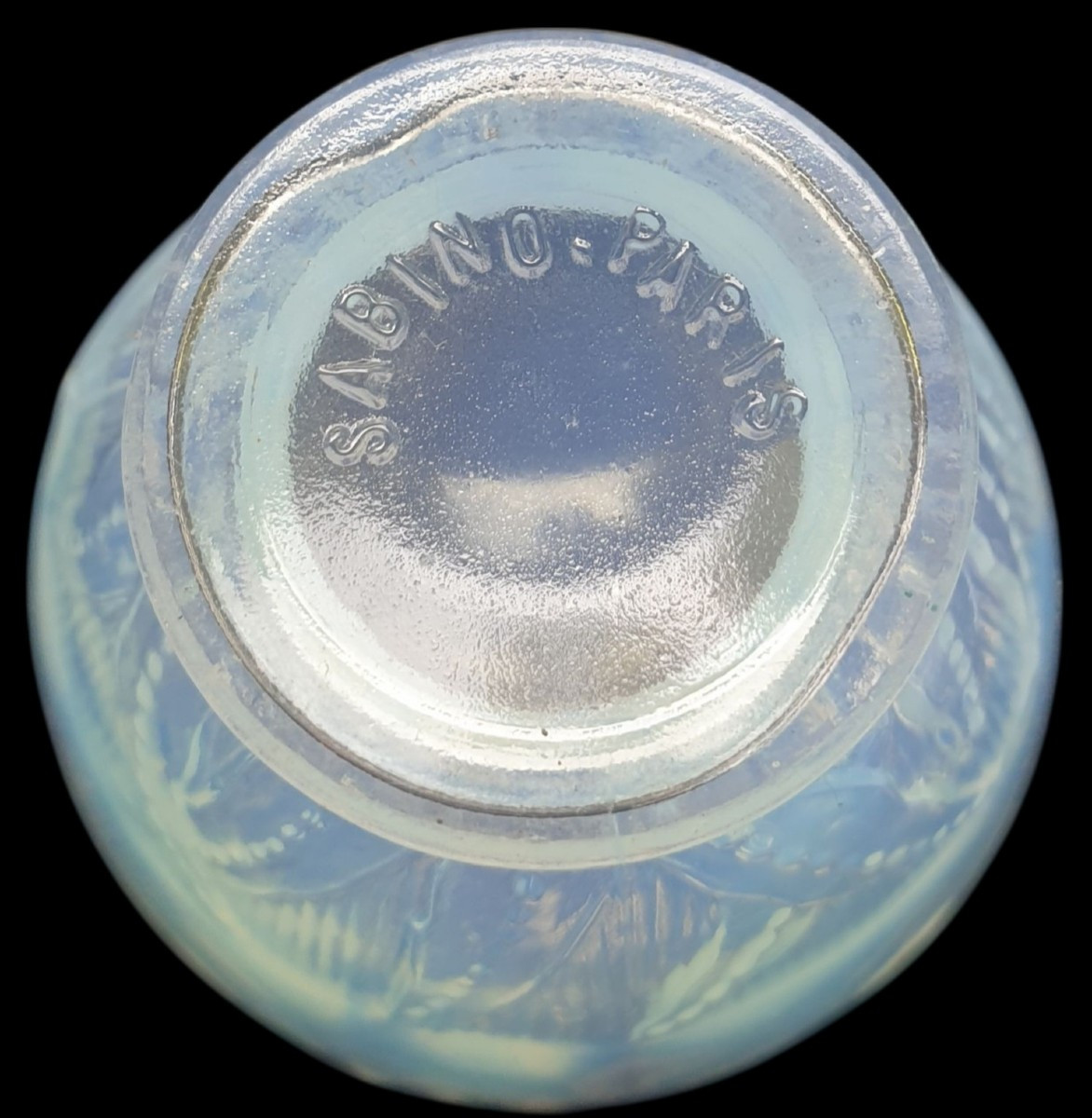 Sabino Opalescent Perfume Bottle, Haute-style Flower Pattern -photo-2
