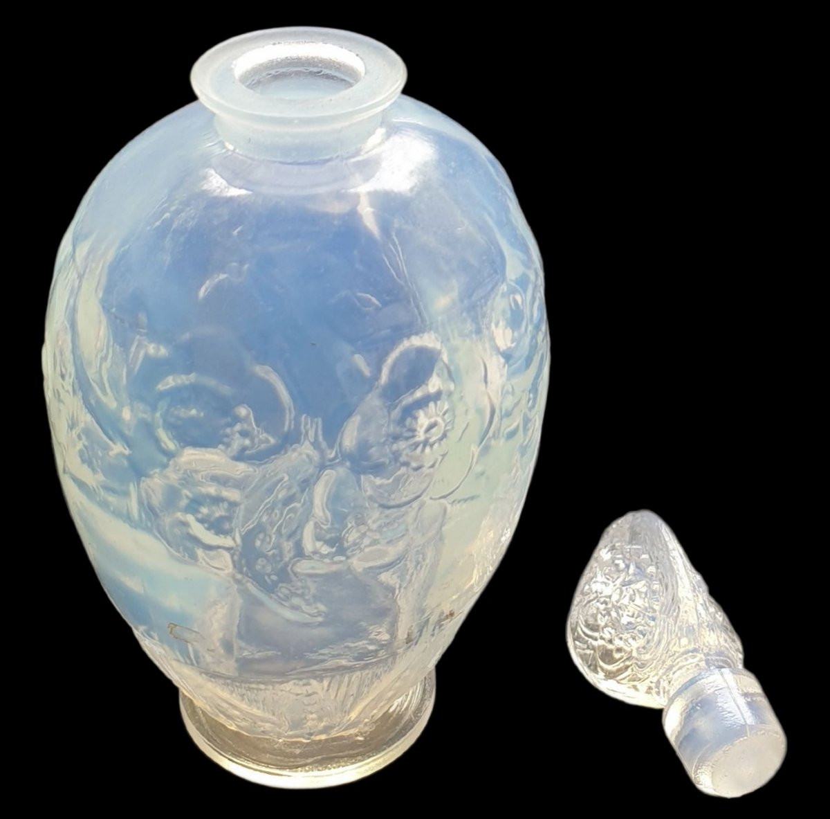 Sabino Opalescent Perfume Bottle, Haute-style Flower Pattern -photo-2