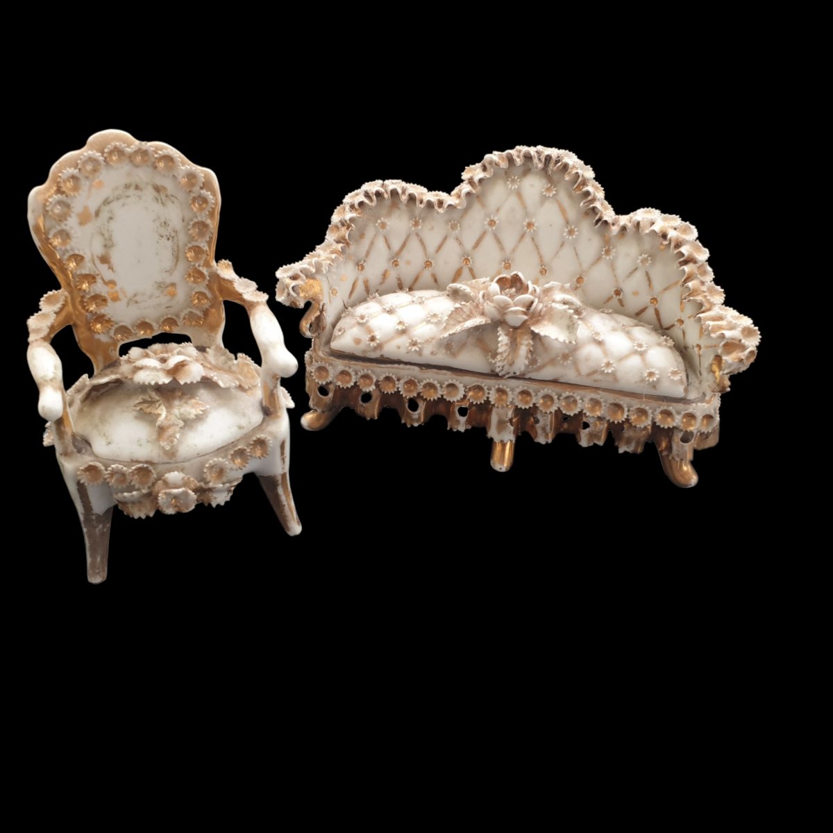 Canapé et fauteuil miniatures en porcelaine vers 1900-photo-2