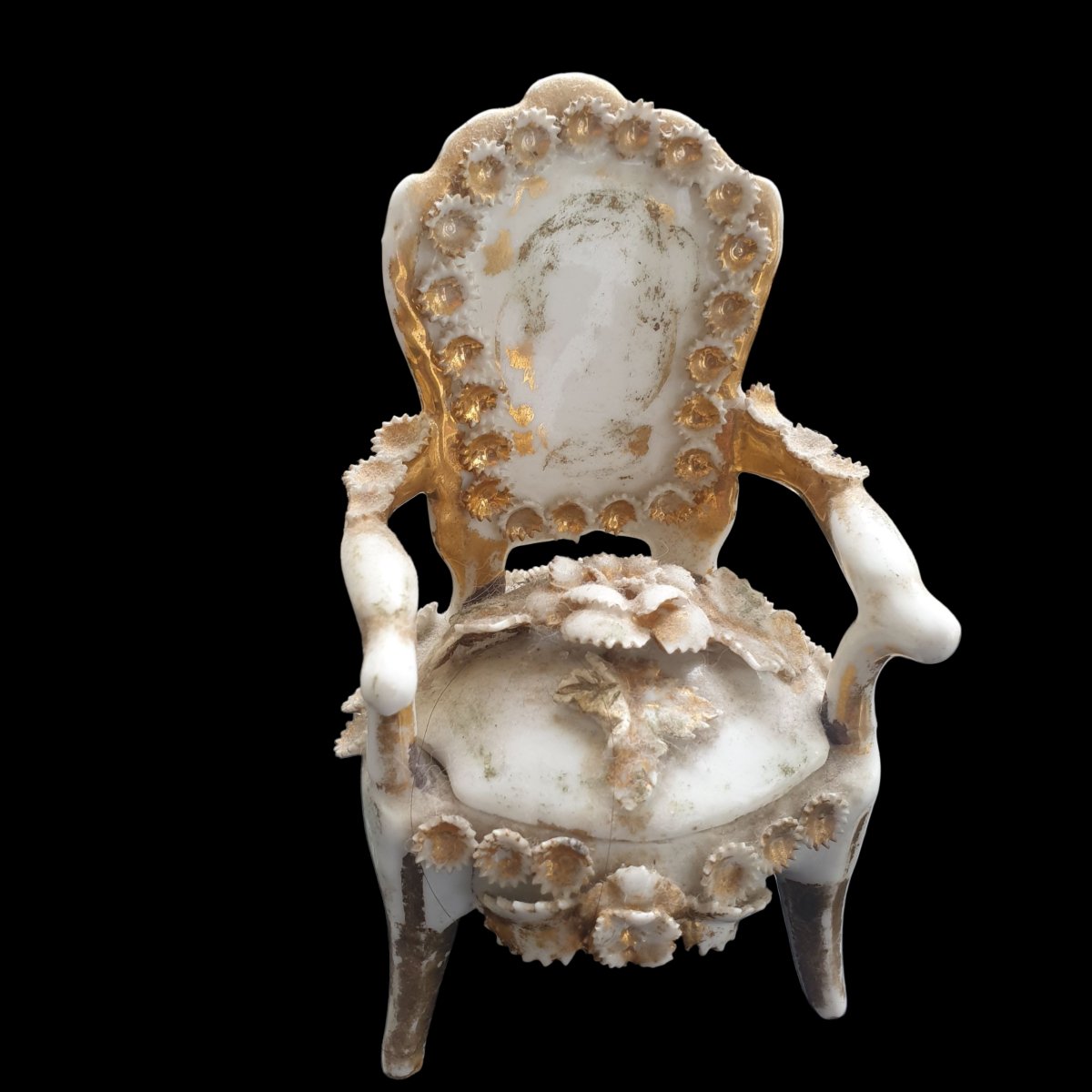 Canapé et fauteuil miniatures en porcelaine vers 1900-photo-3