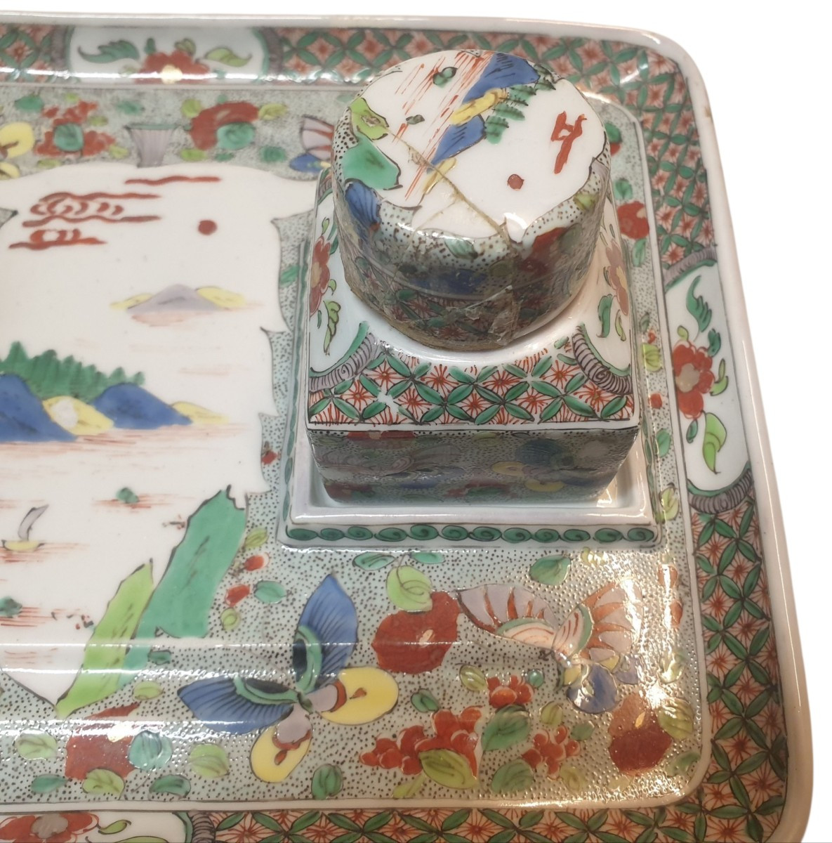 Chinese Famille Verte Porcelain Inkwell From The Late 19th Century-photo-3
