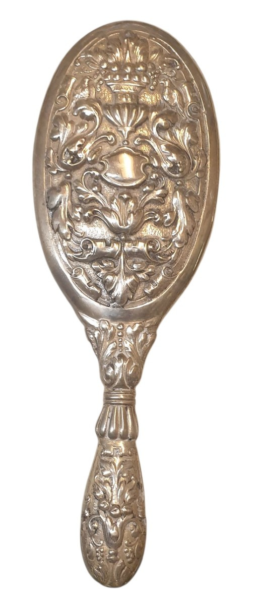 Silver Metal Toiletry Set With Comb, Tray, Brush And Mirror-photo-1