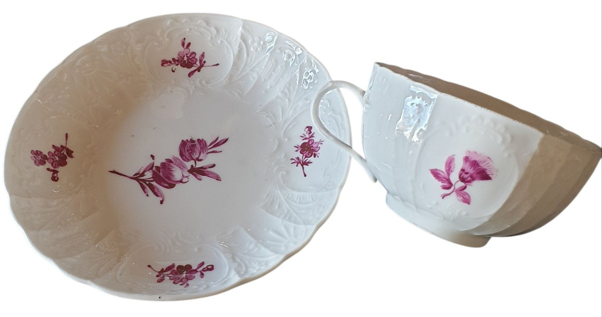 Meissen 18eme tasse et sous tasse porcelaine rose -photo-2