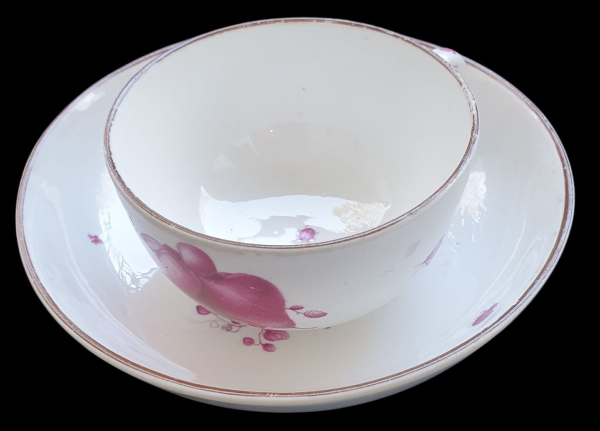 Hochst 18eme tasse et sous tasse porcelaine à décor en camaïeu pourpre-photo-2