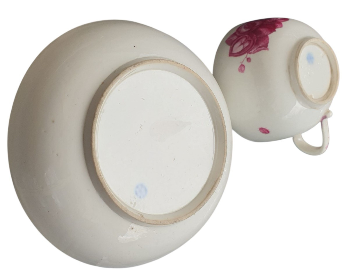 Hochst 18th Century Pair Of Porcelain Cups And Saucers Decorated With Flowers And Insects-photo-4