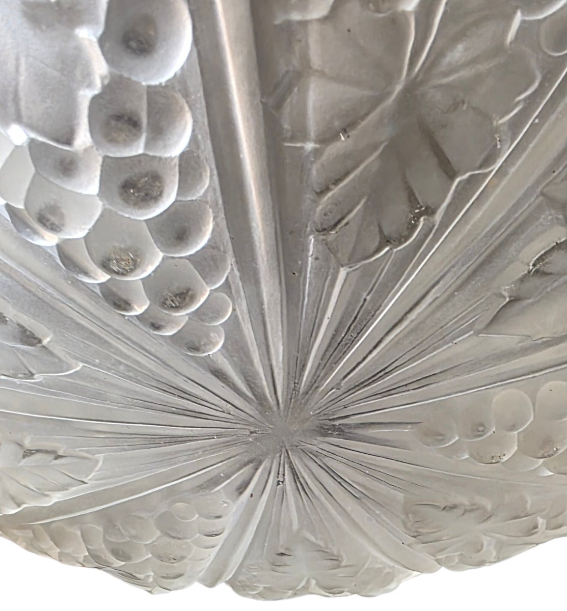 Art Deco Chandelier-style Ceiling Light In Molded Glass With A Bronze Frame -photo-8