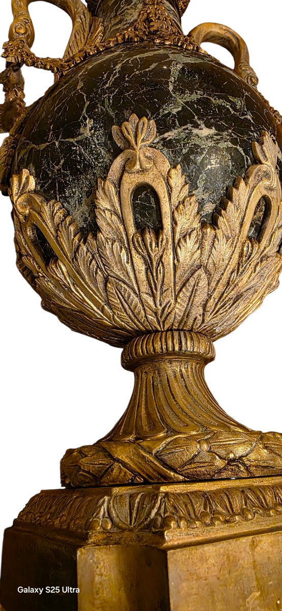 Grande Vases Urnes XIXème En Marbre Et Bronze Doré-photo-5