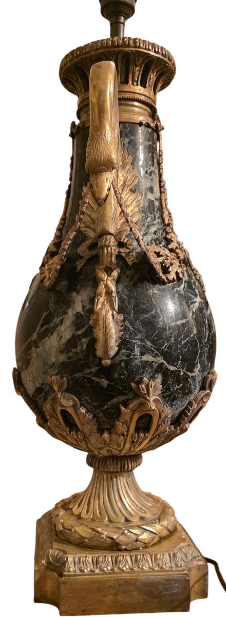 Grande Vases Urnes XIXème En Marbre Et Bronze Doré-photo-7