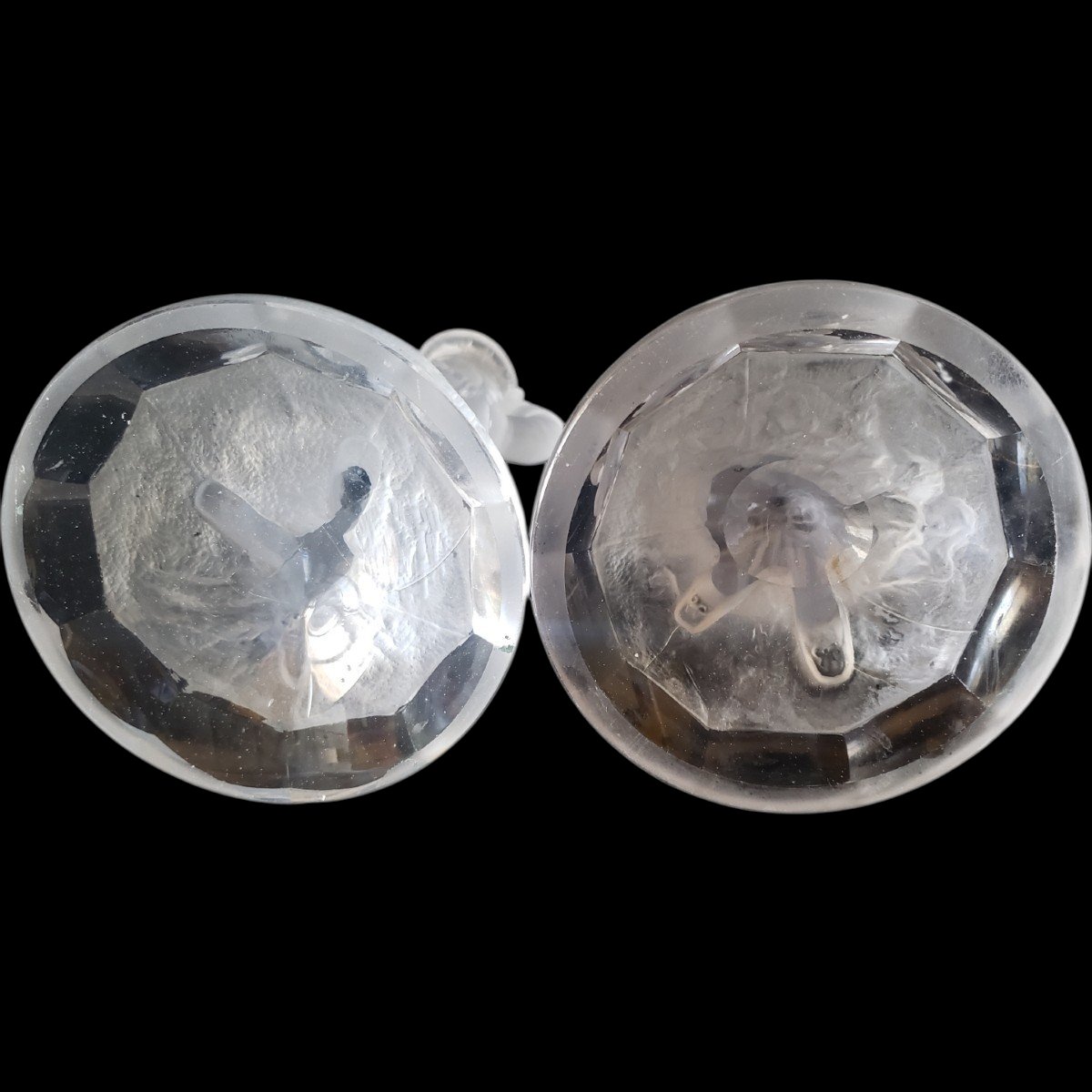 Holyrood Glassworks Paire de bougoirs Personnages Paysans En Cristal satiné circa 1870-photo-4