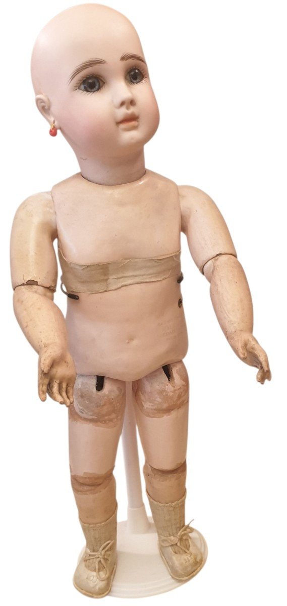 J Steiner Porcelain-headed Doll With Closed Mouth -photo-3