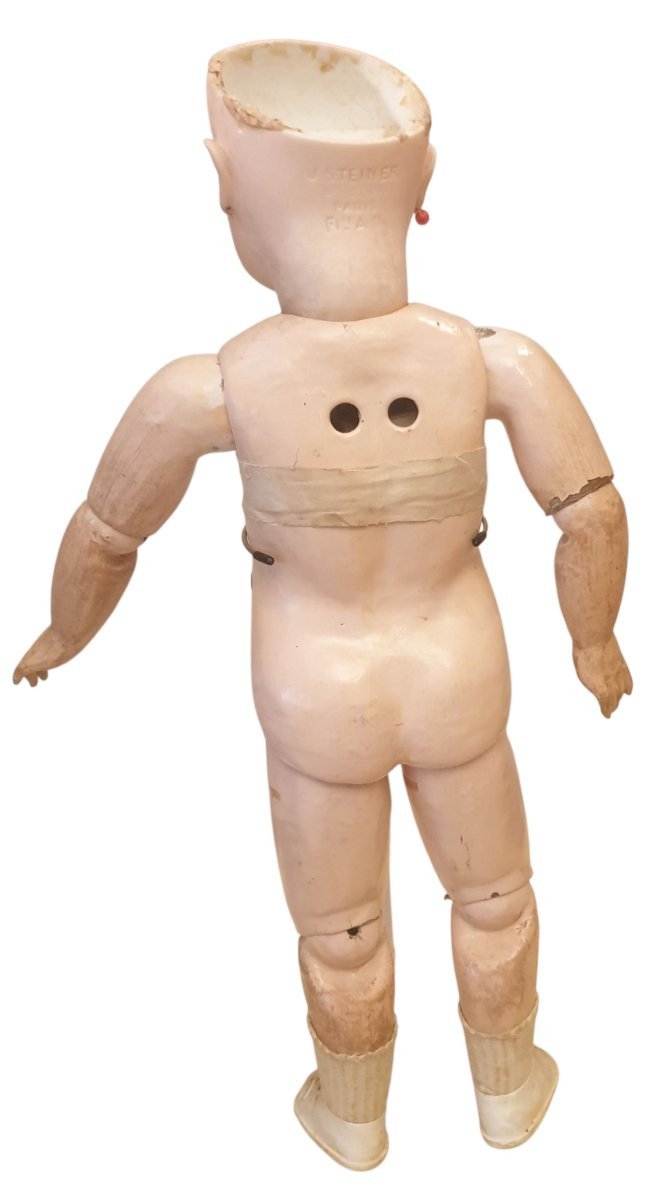 J Steiner Porcelain-headed Doll With Closed Mouth -photo-5