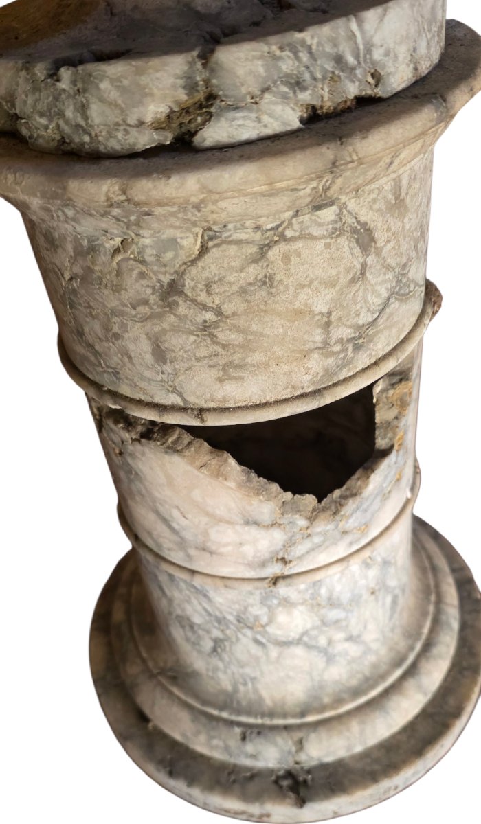 Importante urne en marbre néoclassique du XIXe siècle sculptée en forme de feuilles de vigne -photo-8