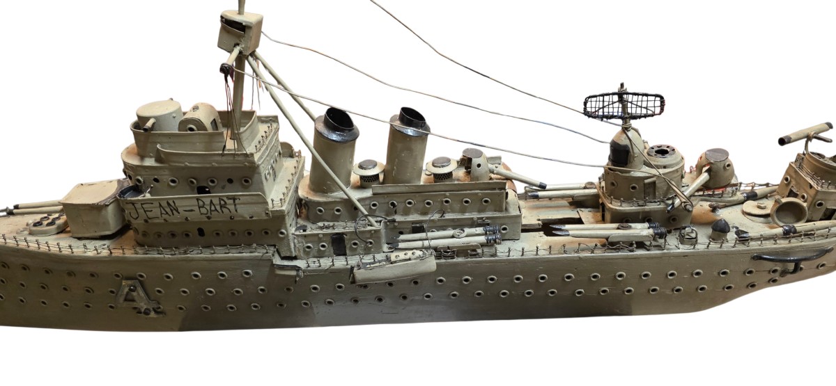 Maquette en bois cruirasier jean bart 90 cm de longueur -photo-4