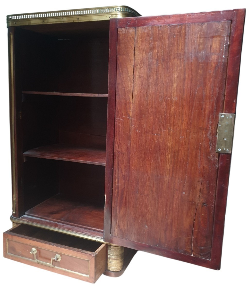 Small Louis XVI Period Mahogany Display Case-photo-2