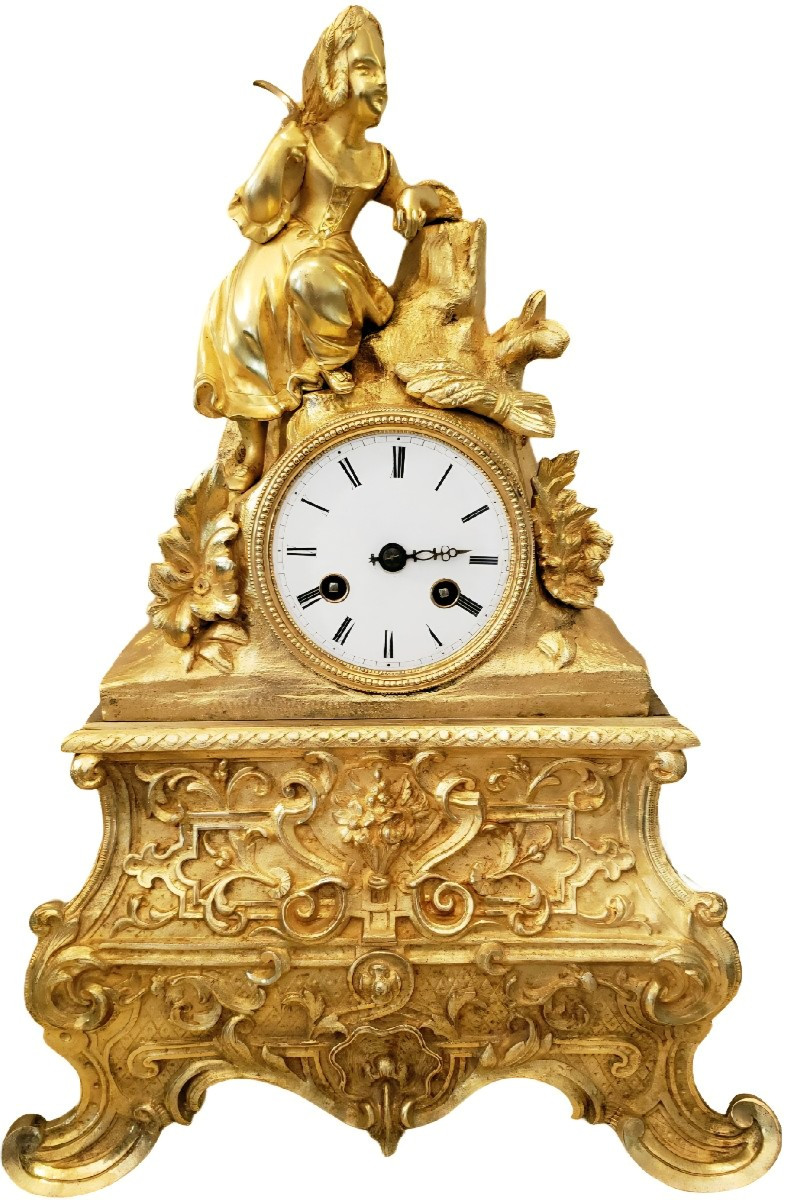 Pendule empire en bronze doré mouvement a fil 