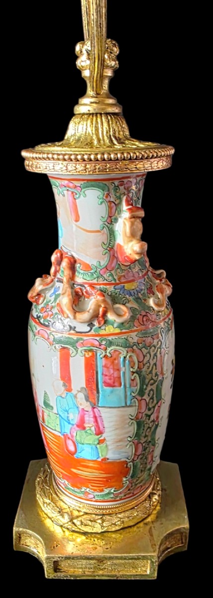 Paire de Vases porcelaine de canton famille rose monté en lampe XIXeme -photo-4