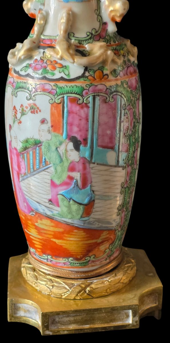 Paire de Vases porcelaine de canton famille rose monté en lampe XIXeme -photo-2