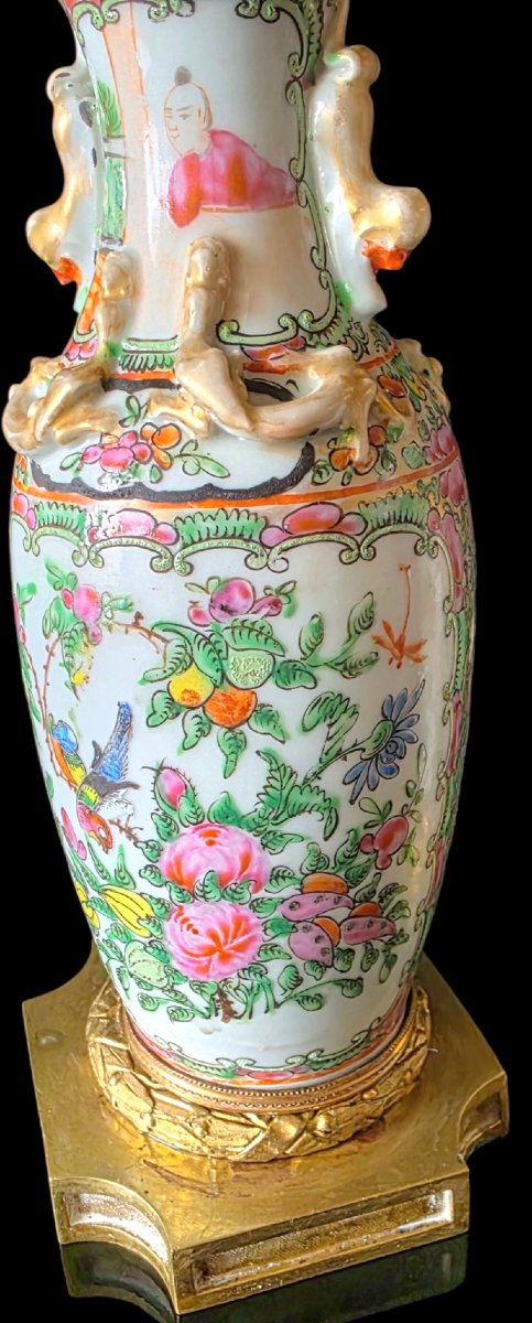 Paire de Vases porcelaine de canton famille rose monté en lampe XIXeme -photo-4