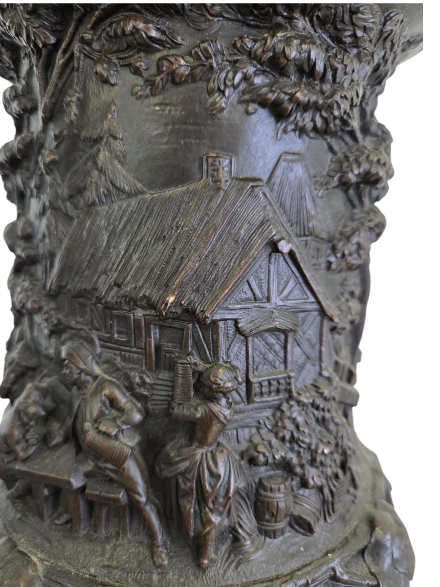 coupe en bronze richement ornée de scènes dédiées aux plaisirs de la vie XIXeme 50 cm -photo-2