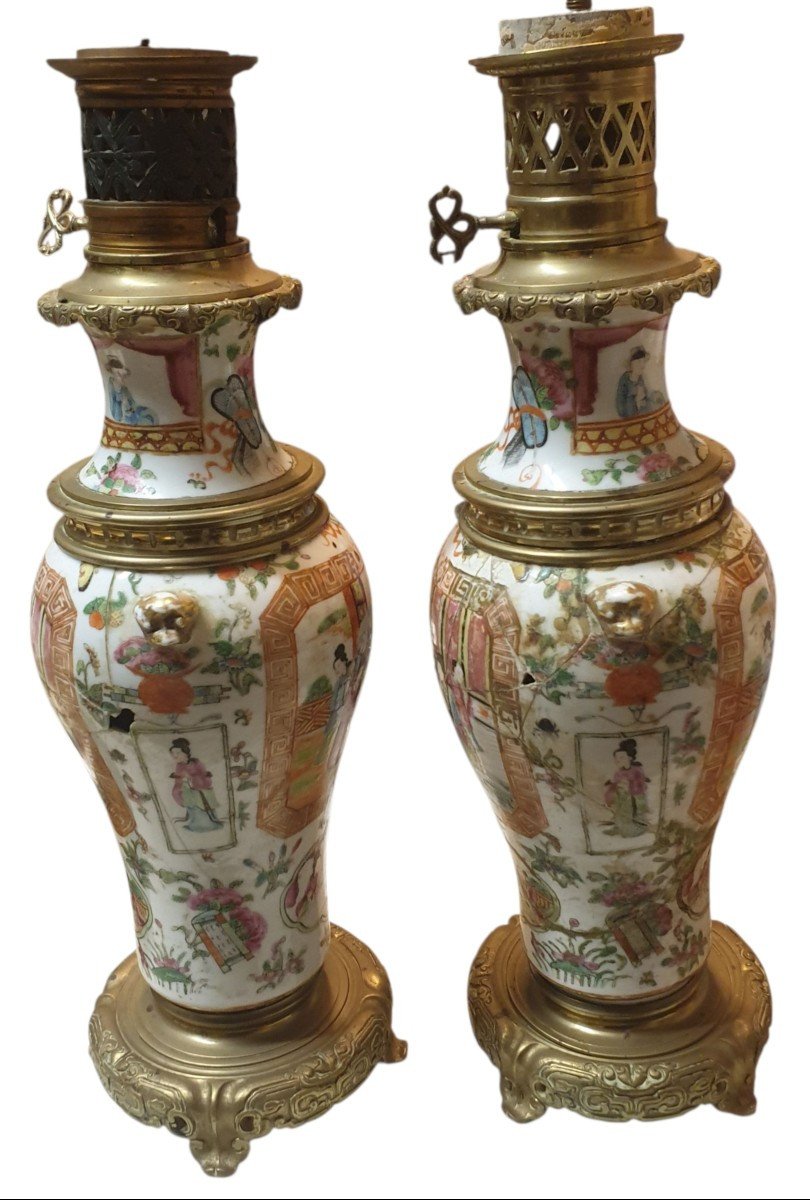 Paire de lampes en porcelaine de Canton et bronze doré a restaurer XIXeme 