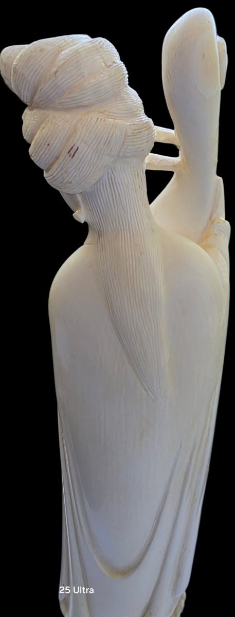 Chinese Qing Dynasty Figurine Of A Pipa Player, Early 20th Century, 25.5 Cm Tall -photo-1
