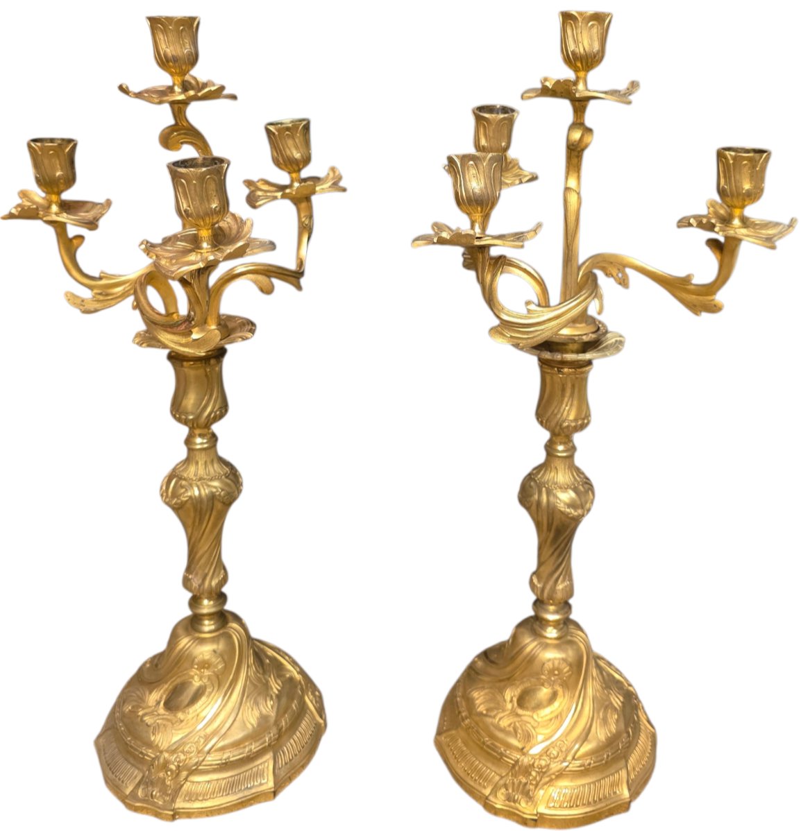 Paire de Candélabres Convertibles Style Louis XV Bronze Doré État Parfait une somptueuse paire