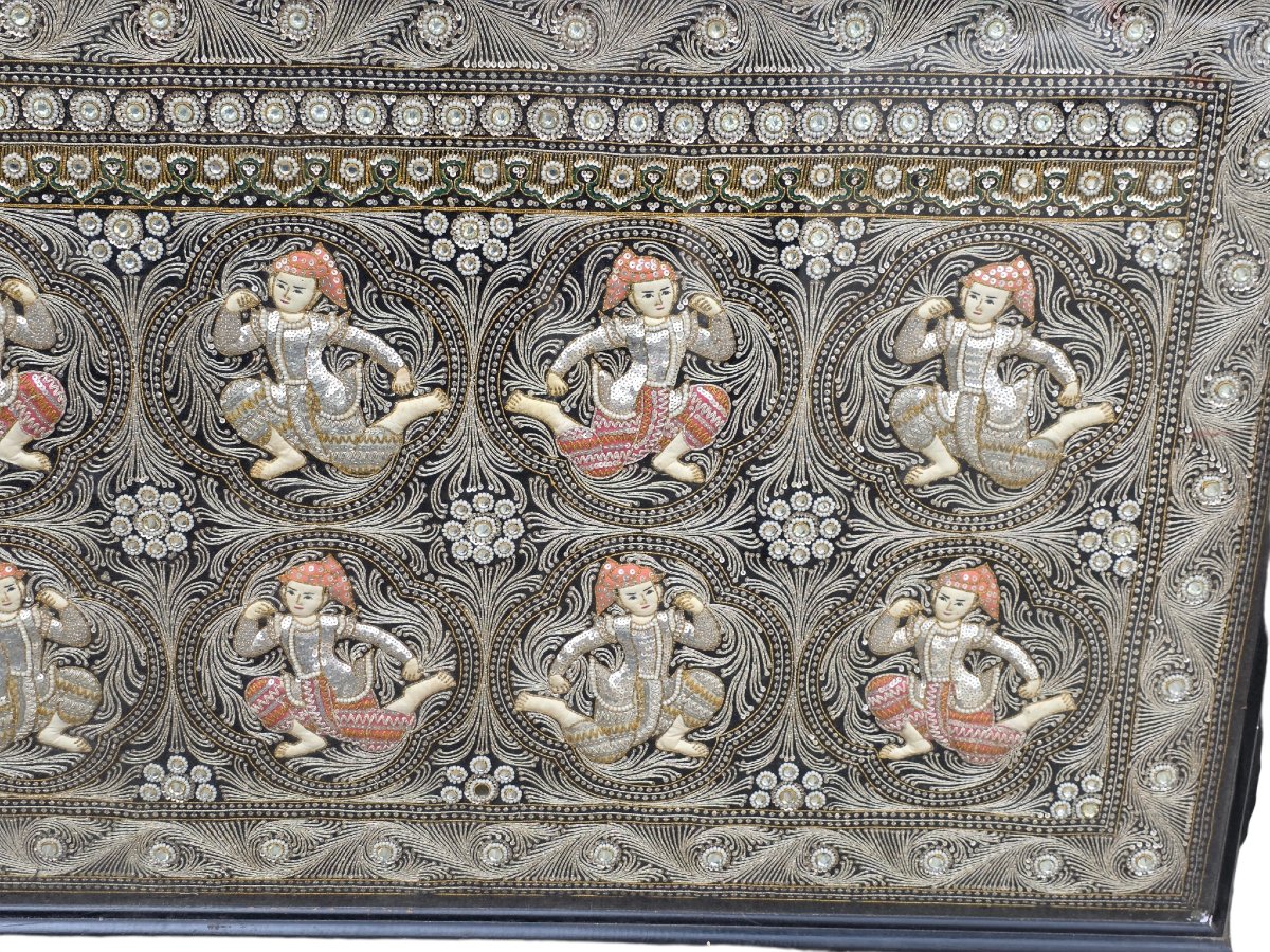  Tapisserie Birmane Kalaga XIXeme Siècle  Format XXL Encadré Sous Verre 145 cm X 100 cm -photo-3