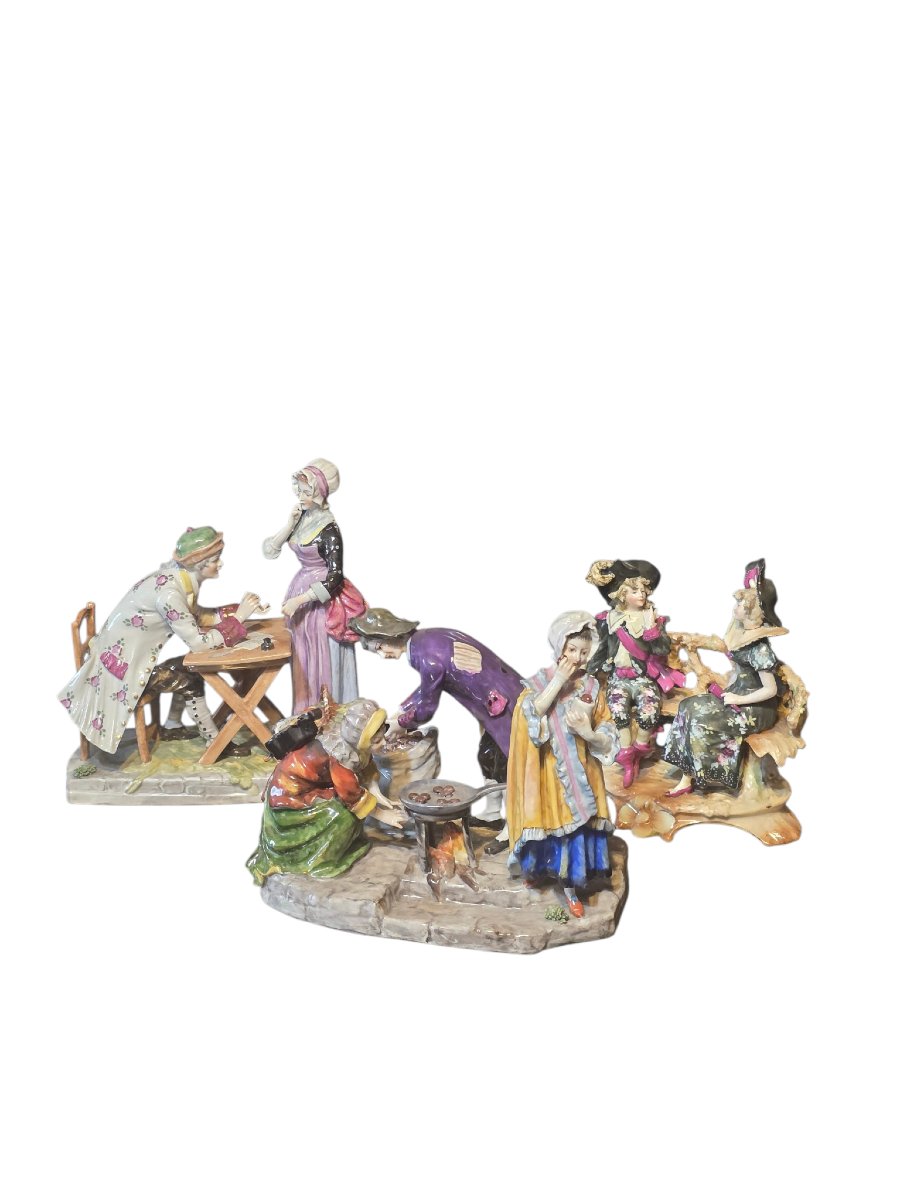  ​Lot de 3 Groupes en Porcelaine polychrome fin XIXe Style Sèvres  Samson ​ 