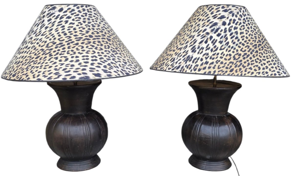   Pair Of Large Vintage Safari-style Ceramic Table Lamps. Ceramic Bases And Lampshades