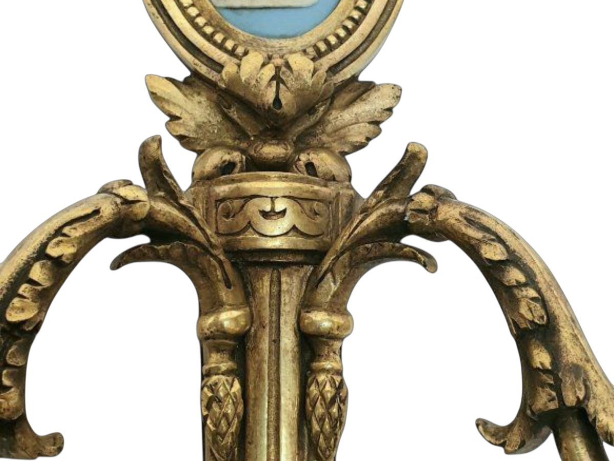 Pair Of Wall Sconces By Ernest Louis Mottheau, Paris; Gilded Bronze With Wedgwood Cameos, 19th Century -photo-3