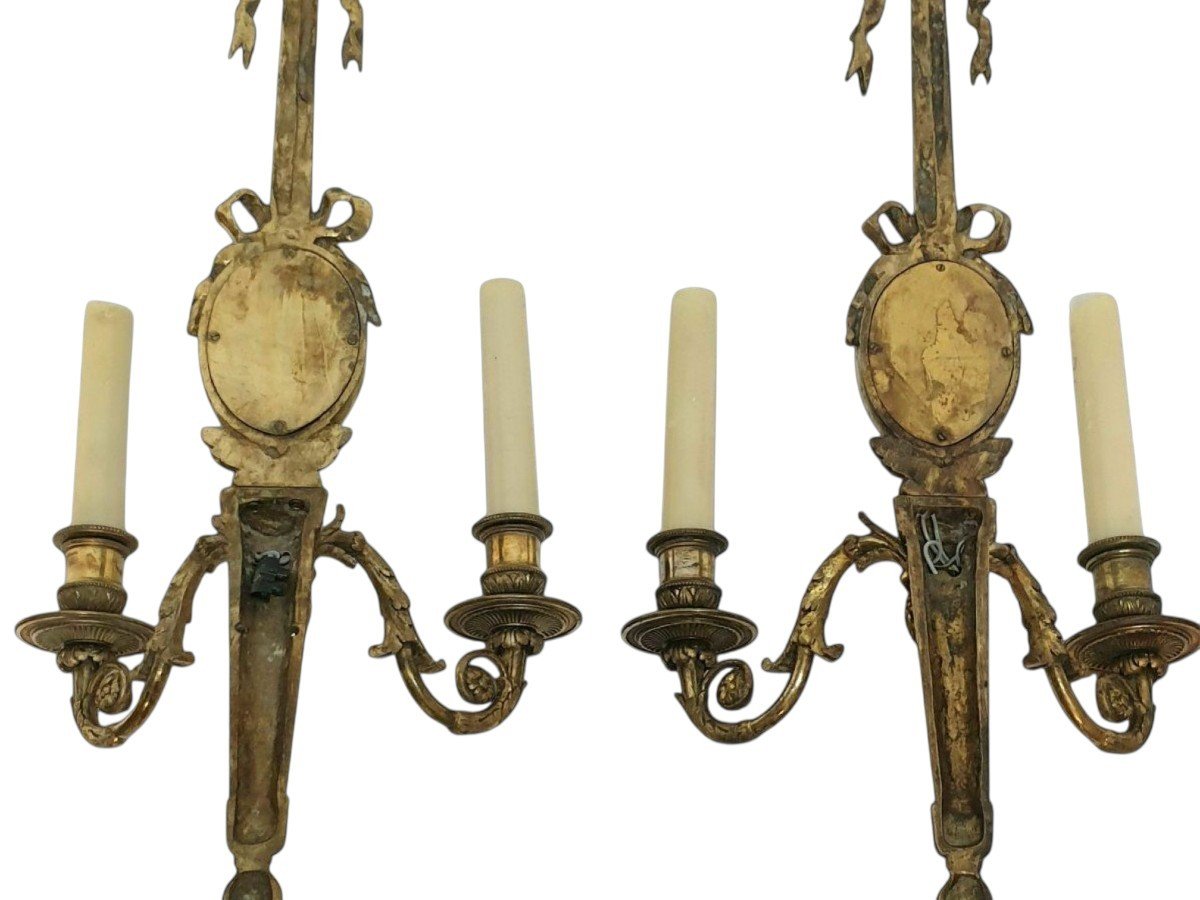 Pair Of Wall Sconces By Ernest Louis Mottheau, Paris; Gilded Bronze With Wedgwood Cameos, 19th Century -photo-4