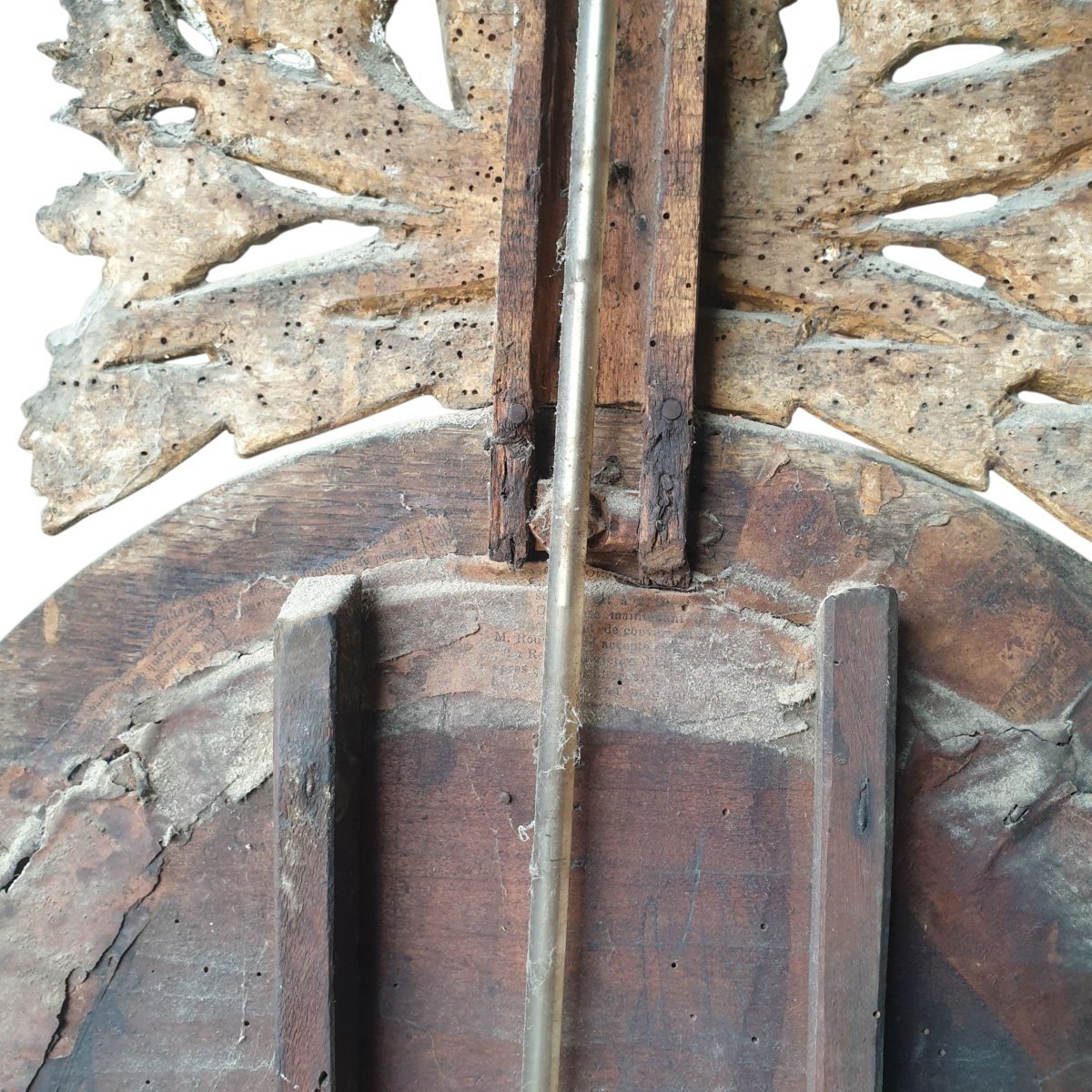  A Louis XVI-era Barometer-thermometer Made Of Carved And Gilded Wood By Gohin In Paris -photo-4