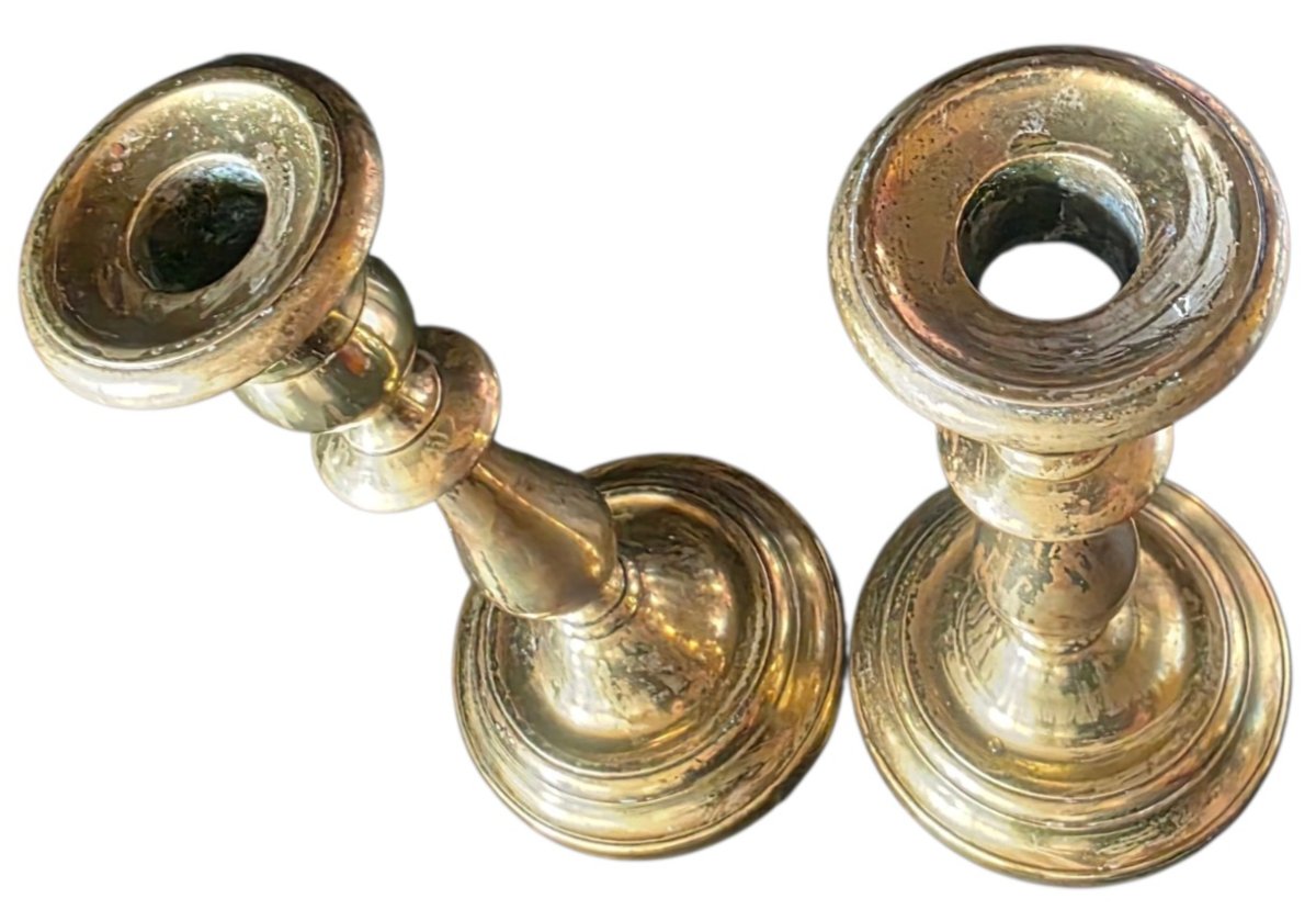   ​a Beautiful Pair Of Antique Solid Brass Candlesticks In A Classic 19th-century Baluster Style, Polished -photo-2