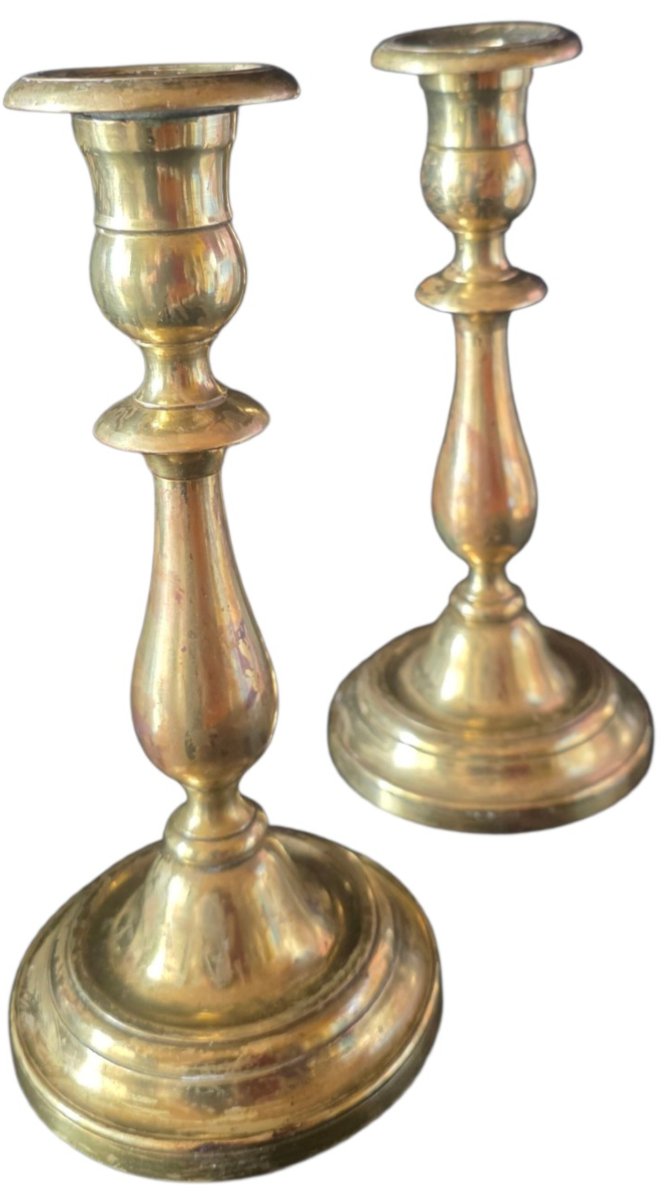   ​a Beautiful Pair Of Antique Solid Brass Candlesticks In A Classic 19th-century Baluster Style, Polished -photo-3