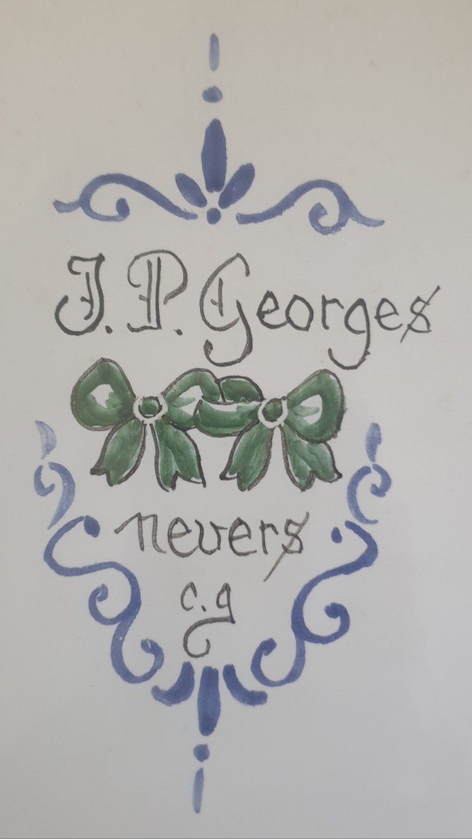  Grand plat mural en faïence de Nevers par J.P. Georges Ø 56 cm -photo-4