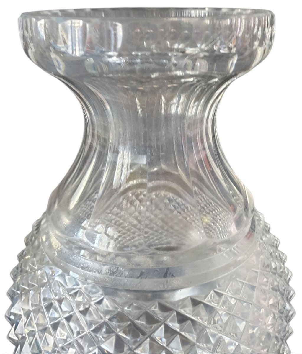 Vase urne en cristal taillé de Baccarat Époque XIXe siècle Superbe et important vase en cristal-photo-1