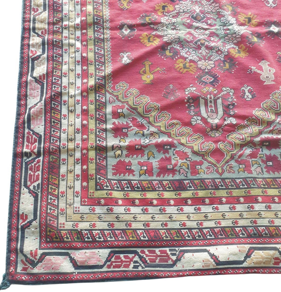  Tapis tapiserie artisanal brodé persan Napoléon III  Dimensions 168 cm X 138 cm -photo-3