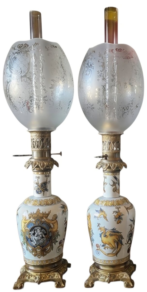  Paire lampes pétrole faïence Gien & bronze doré Style Renaissance XIXᵉ 4 faces