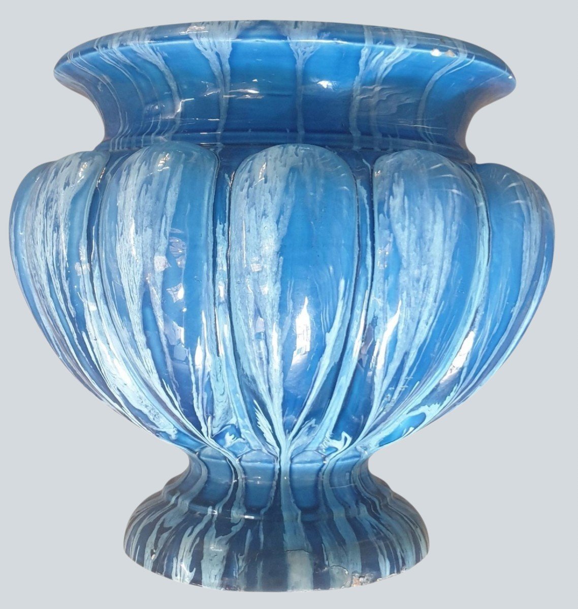 Vase Médicis Jardinière godronnée en céramique flammée Jérôme Massier Vallauris