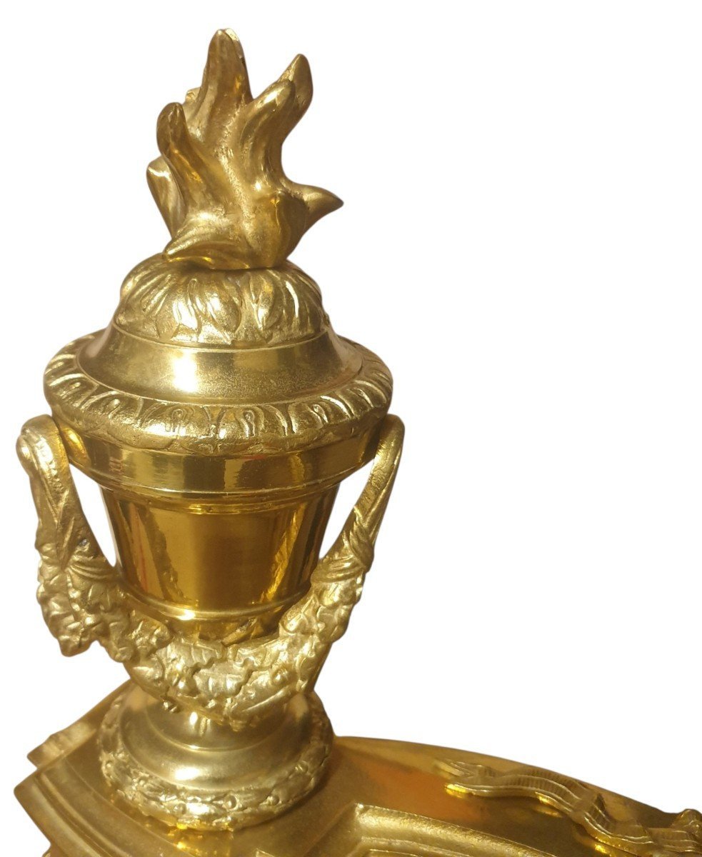 Paire de chenets de cheminée en bronze doré  Style Louis XVI fin XIXe Sublime paire de chenets-photo-1